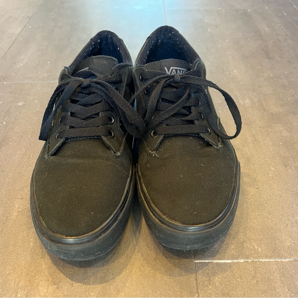 Vans - Picture 5 of 7